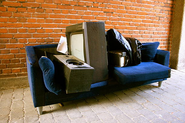 Basement Cleanout Services in Meadowbrook, CA